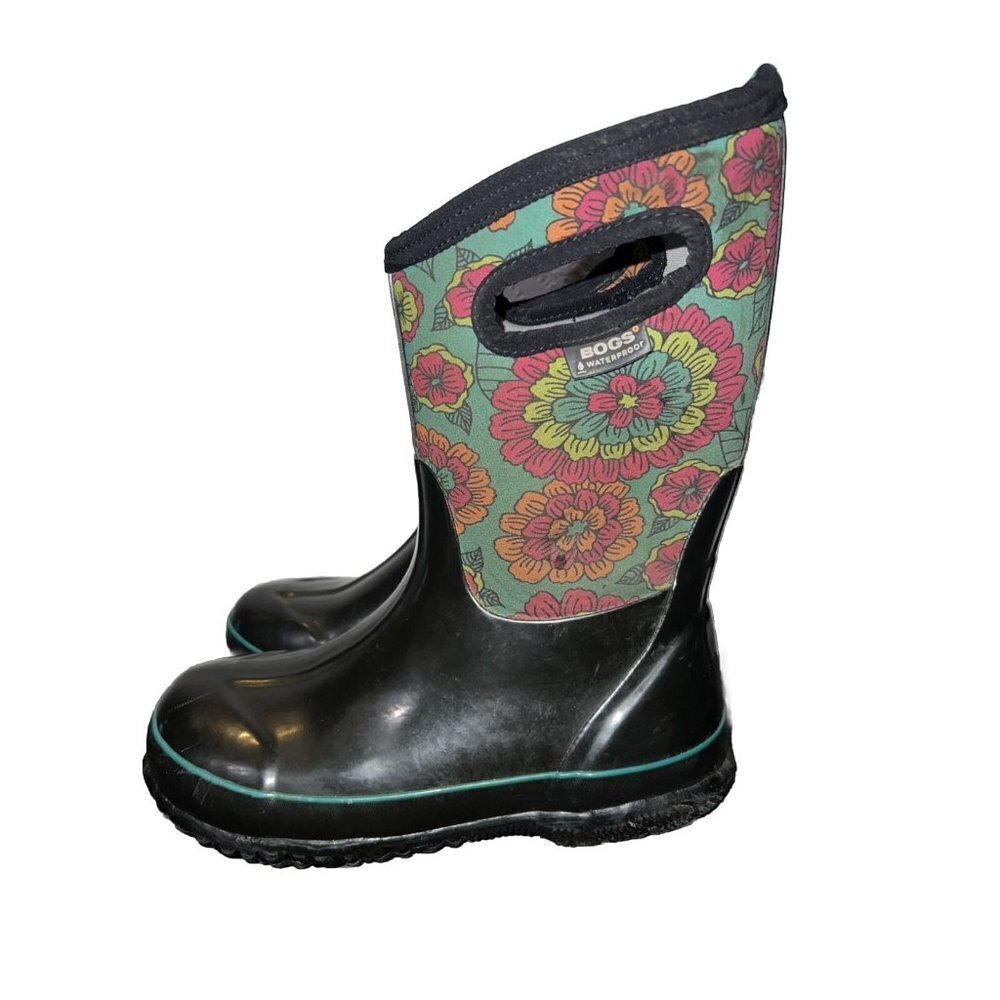 BOGS CLASSIC PANSIES YOUTHS WINTER BOOTS size US 4 Waterproof Shoes -30